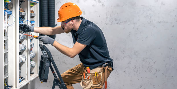 Best Licensed Electrician  in Castleton On Hudson, NY
